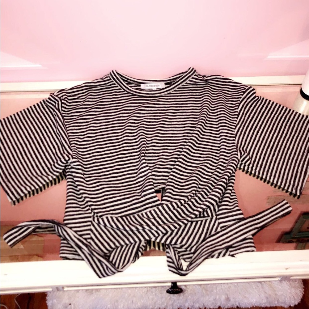 Reign Boutique “Olivaceous” Crop top w/tie